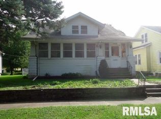 2428 20th Ave, Rock Island, IL 61201