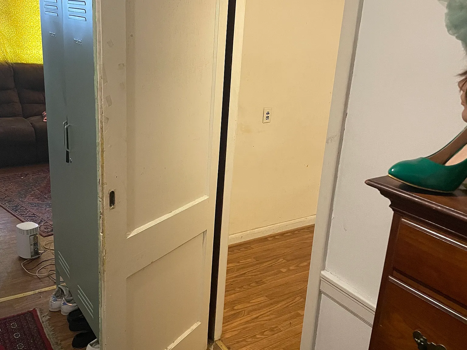 6 bed, 2.5 bath, 2900 sqft, $550 — Photo 3