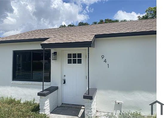 1st image of 941 32nd St