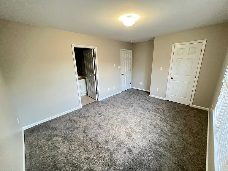 50303 Governors Dr — Photo 30