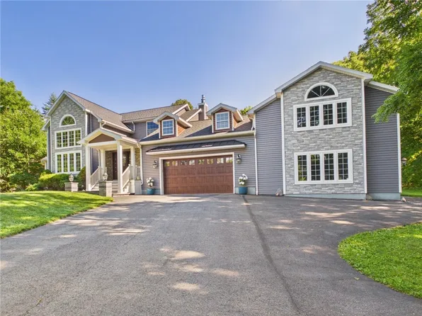 67 Peruville Rd, Lansing, NY 14882