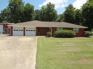 4100 Cleveland Ave, Groves, TX 77619