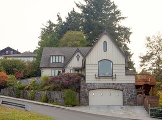 1553 SW Upper Hall St, Portland, OR 97201