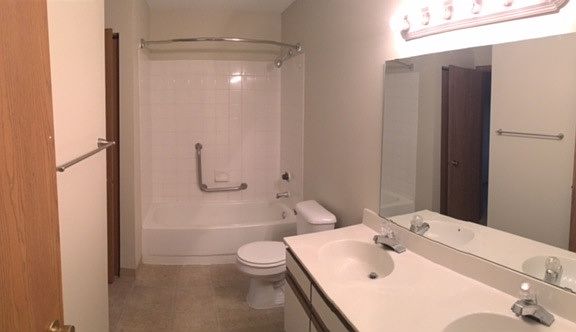 5th image of 2322 Sumac Cir