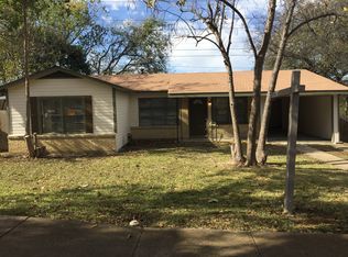 409 NW 22nd St, Grand Prairie, TX 75050