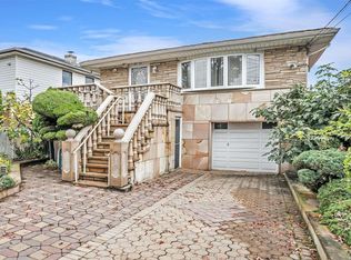 16343 90th St, Howard Beach, NY 11414