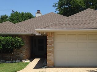 28 Sugar Creek Pl, Woodway, TX 76712