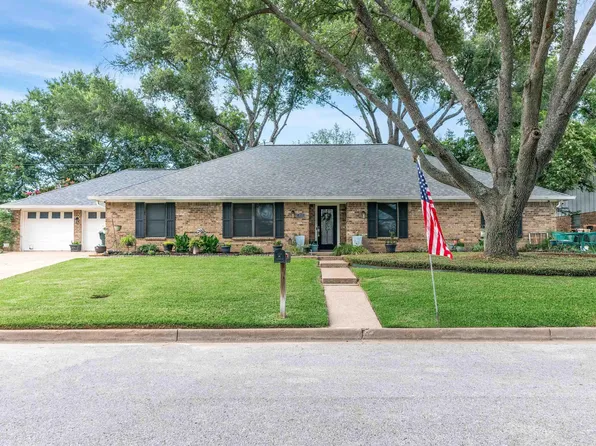 812 Pam Dr, Tyler, TX 75703