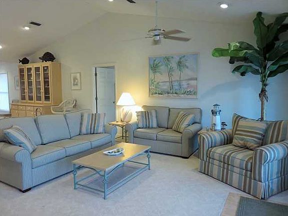 5th image of 573 W Bayshore Dr