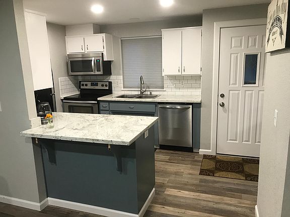 3rd image of 12218 2nd Avenue Ct E