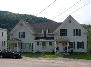 352 S Main St, Hardwick, VT 05843