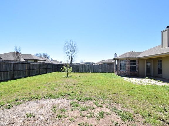 4th image of 2408 Joseph Dr