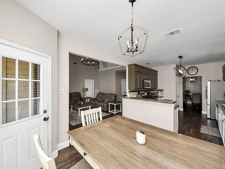 10514 Ravens Way — Photo 21