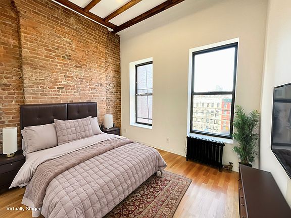 3rd image of 151 Norfolk St APT 6C