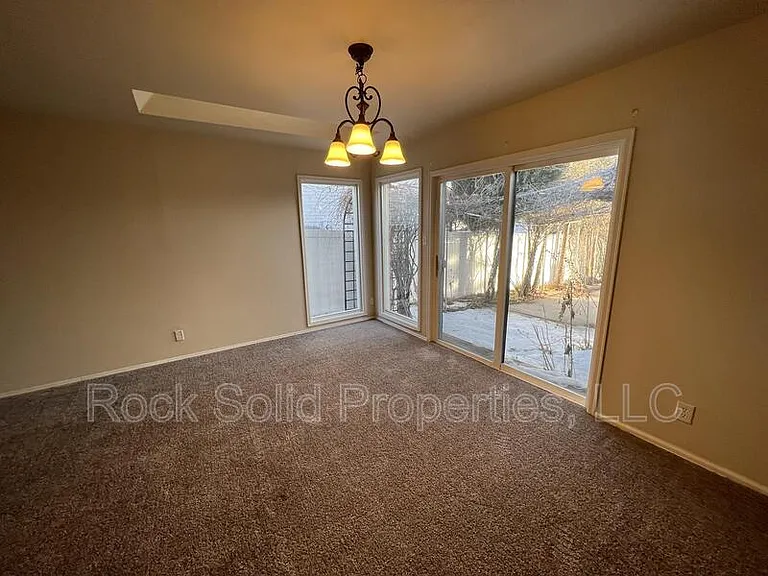4520 Carmel Dr — Photo 14