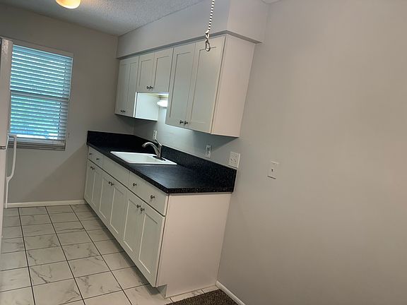2nd image of 4012 Murdock Ave