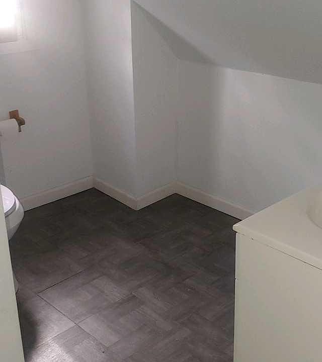 1st image of 908 East Ave #B