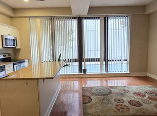 125 N 4th St APT 102, Philadelphia, PA 19106