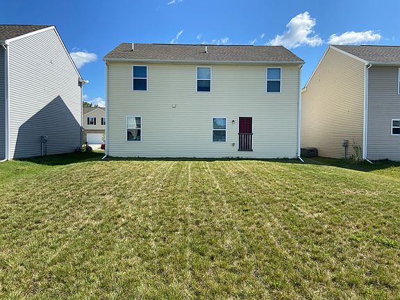 2nd image of 1647 Golfview Dr