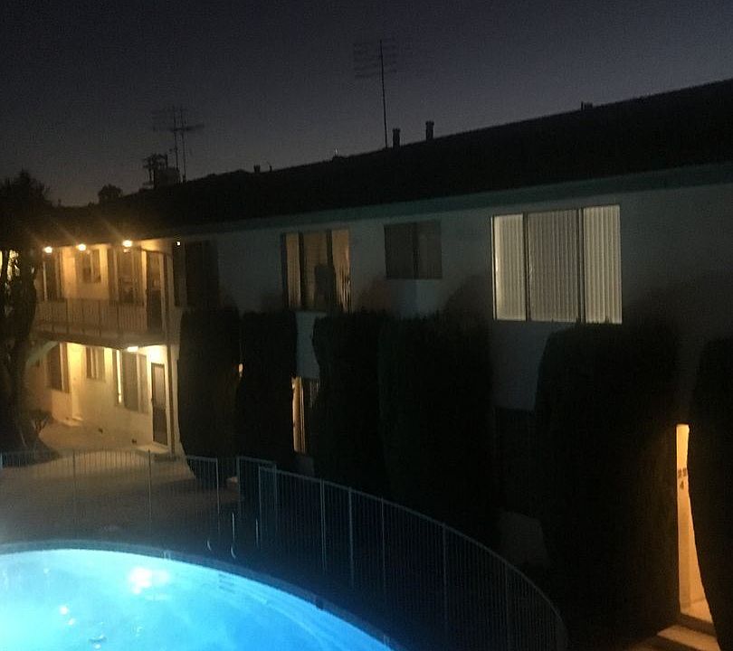 1st image of 3723 Clarington Ave #20