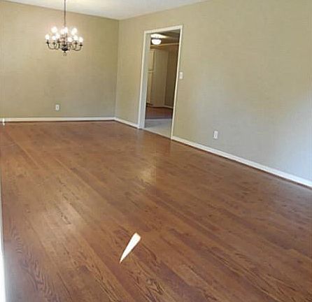 4th image of 1726 Willie Dr