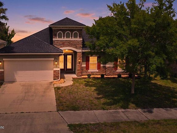 3rd image of 3825 HAMMOCK BLUFF Drive