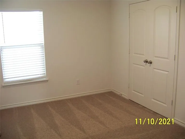 217 Sunnymeade Ln — Photo 5
