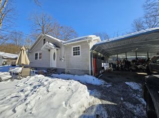 10 Delano Grv, Monroe, NY 10950