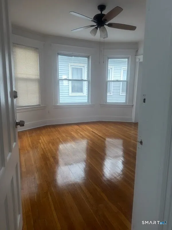 Building Photo - 831-833 William St #3