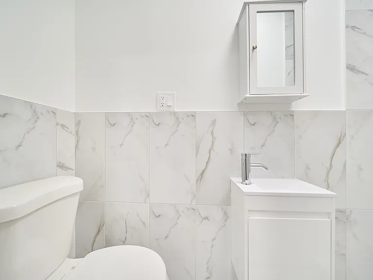 153 Norfolk St #5D — Photo 5