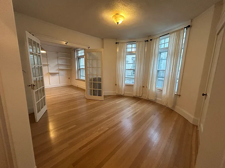 1675 Beacon St #2 — Photo 1