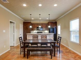 3328 Keefer Loop, College Station, TX 77845