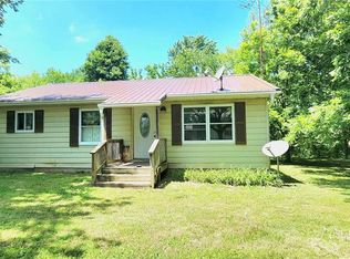 8739 Shawneetown Trl, Chester, IL 62233