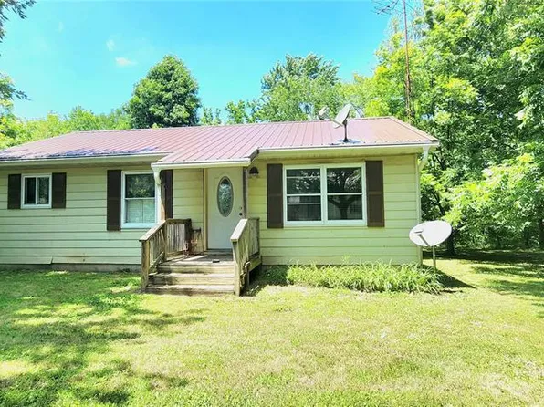 8739 Shawneetown Trl, Chester, IL 62233