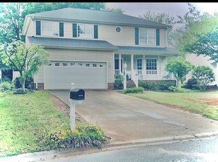 9 Anson Ct, Simpsonville, SC 29681