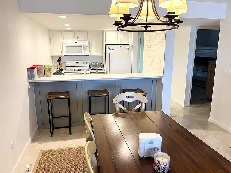 40 NE Plantation Rd #208 — Photo 24