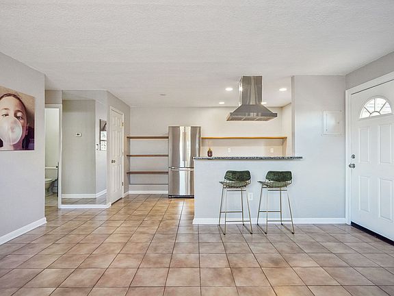 5th image of 516 B St