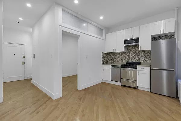 1st image of 334 E 94th St #4CC