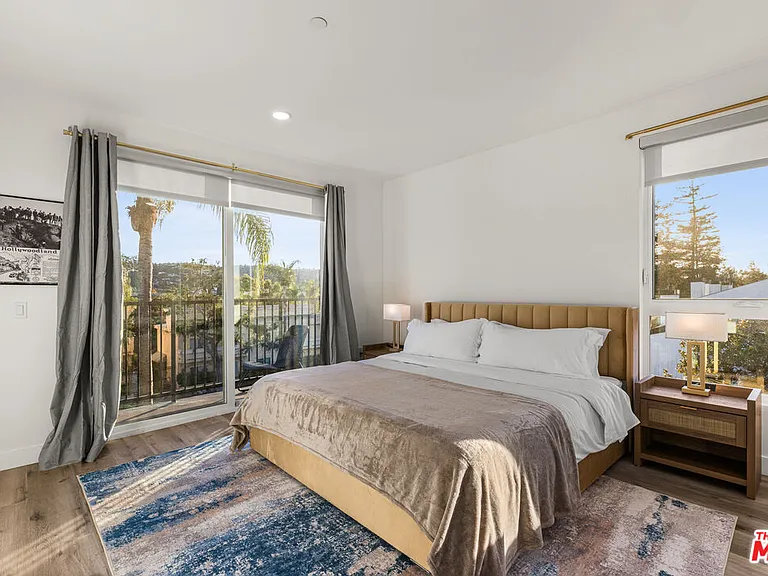 4806 Sylmar Ave #Penthouse 2 — Photo 21