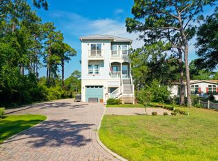 95 Bluebell Cir, Santa Rosa Beach, FL 32459