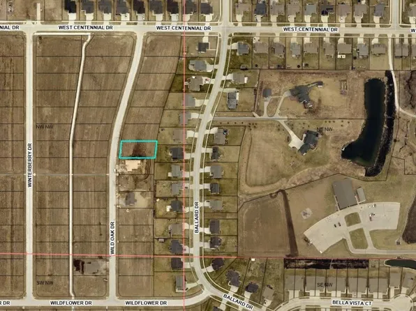 952 Wild Oak Dr, Huxley, IA 50124