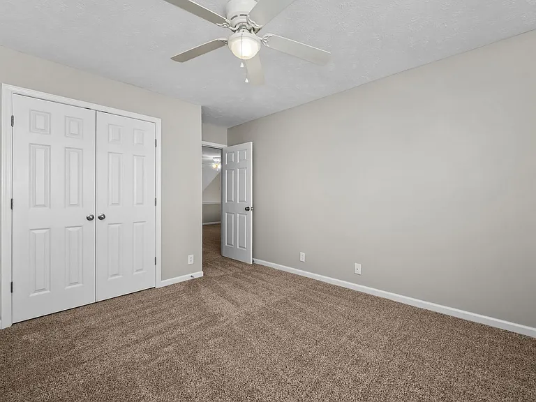 113 Lancaster Gate Pl — Photo 30