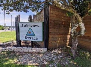 204 Lakeview Ter, Montgomery, TX 77356