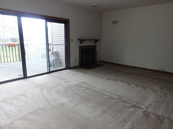 2nd image of 127 Inland View Dr