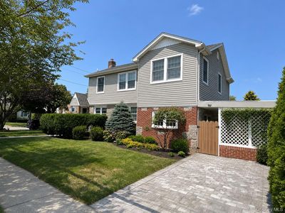 50 Eweler Avenue, Floral Park, NY, 11001