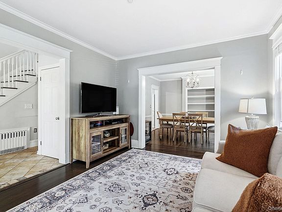 5th image of 75 Hillcrest Avenue
