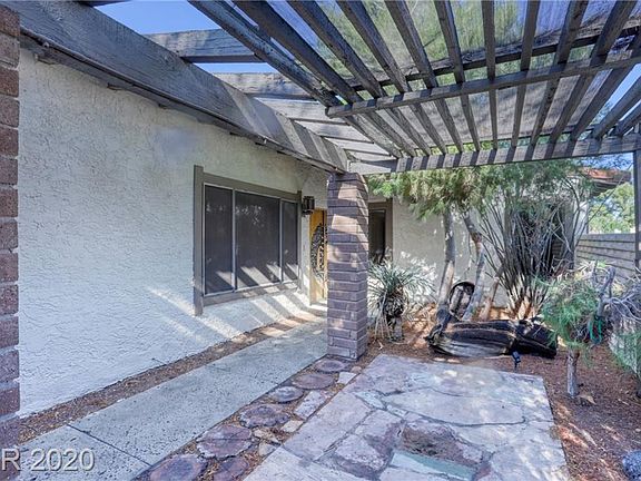3rd image of 3400 Calle Del Torre