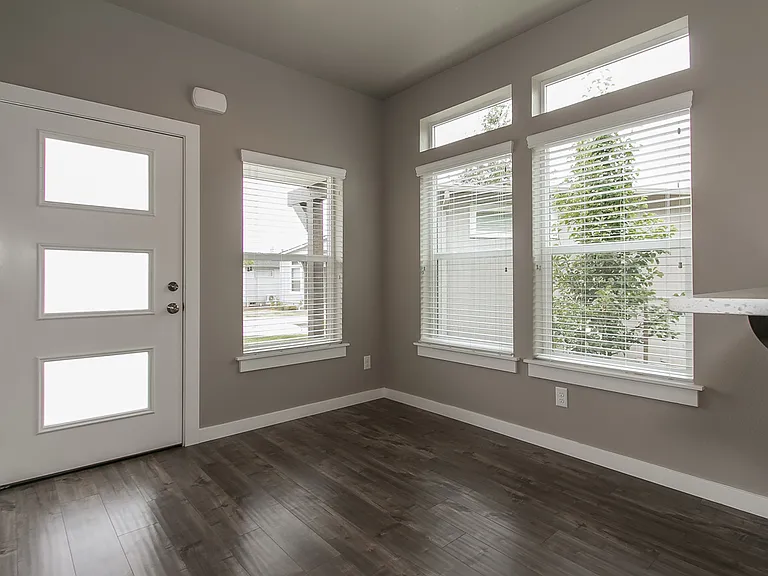 1357 Turtle Ln — Photo 4