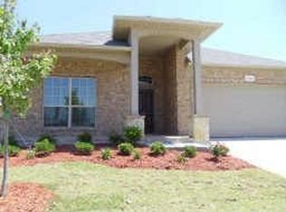 1404 Deer Hollow Dr, Arlington, TX 76002