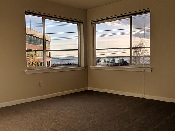 2nd image of 500 Elliott Ave W APT 306